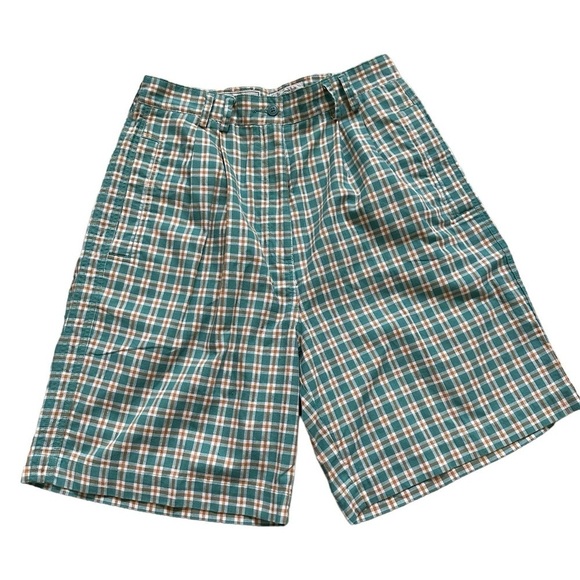 izod club Pants - Izod club plaid Vintage golf shorts size 12 runs small see measurements 80’s